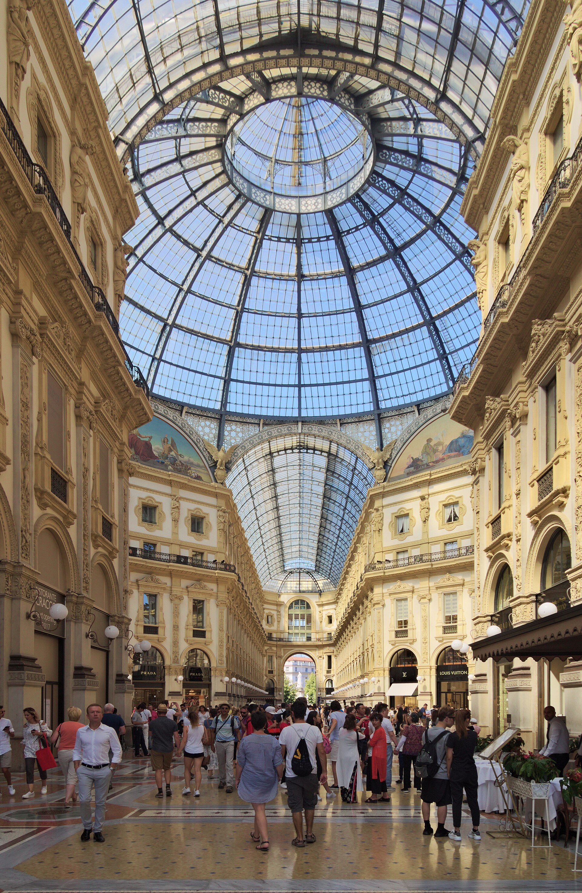 Galleria Vittorio Emanuele II, Milan